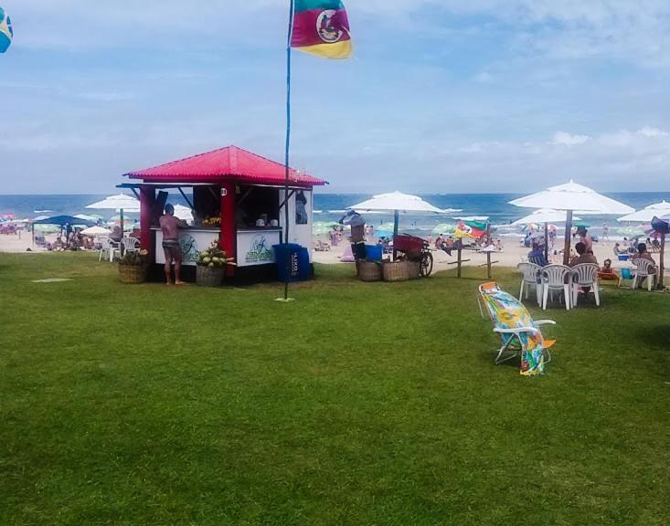 Kitnet S2 Em Torres-Rs - Na Mais Bela Praia Gaucha - Cozinha - Banheiro - Ar Condicionado - Tv Smart 32' - Wi-Fi - Estacionamento - Anfitria Superhost No Bnb 外观 照片